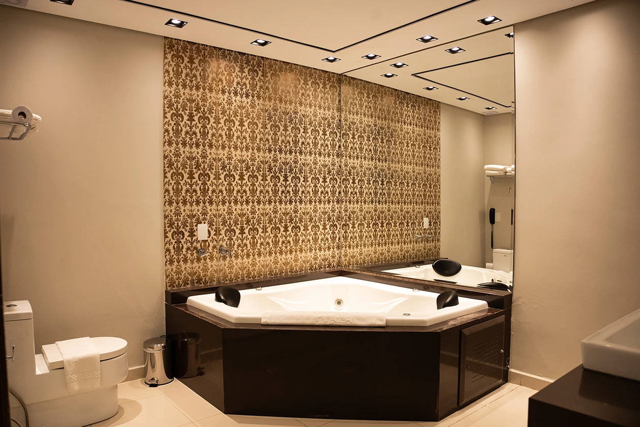 GoldenPlazaRO_SUÍTE MASTER-18