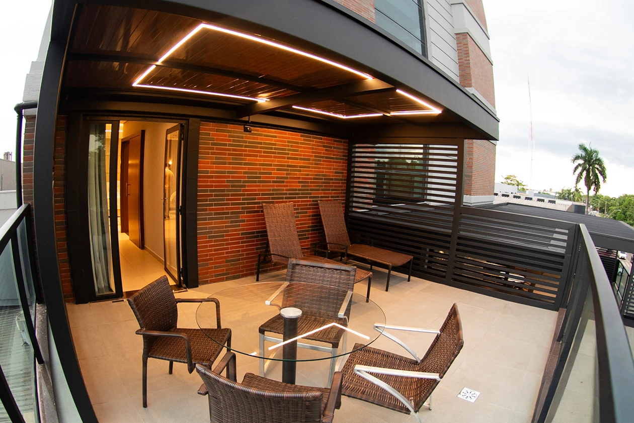 GoldenPlazaRO_SUÍTE MASTER-23