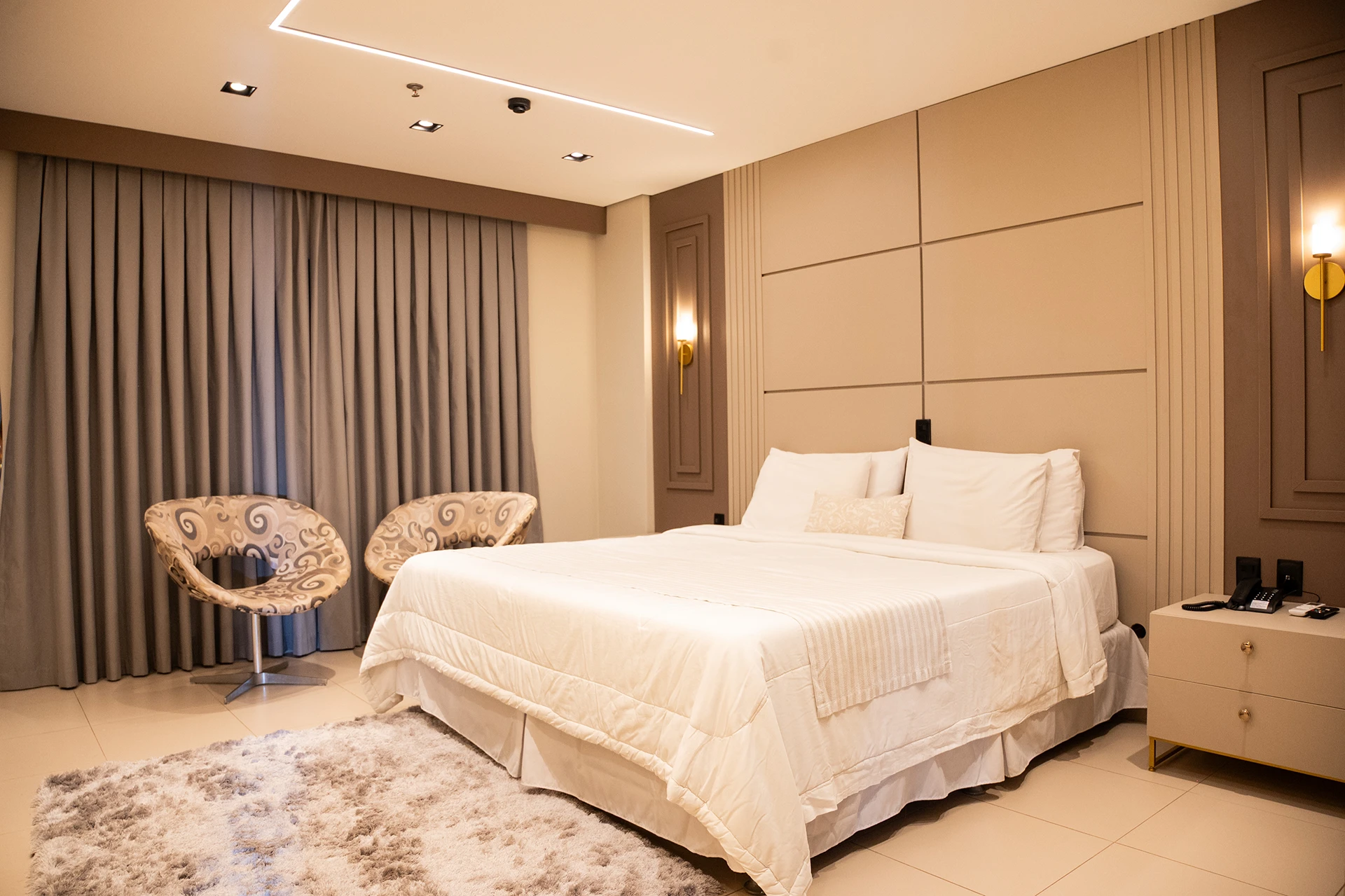 Golden Plaza Hotel